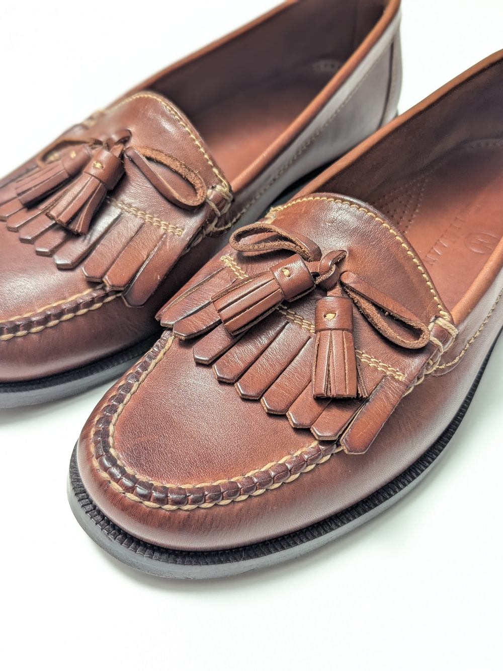 NOS Cole Haan Men's Dwight Tassel Loafer Men’s 9.5 Brown Leather Slip On C01063